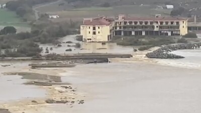 Gökçeada'da sel ve heyelan!