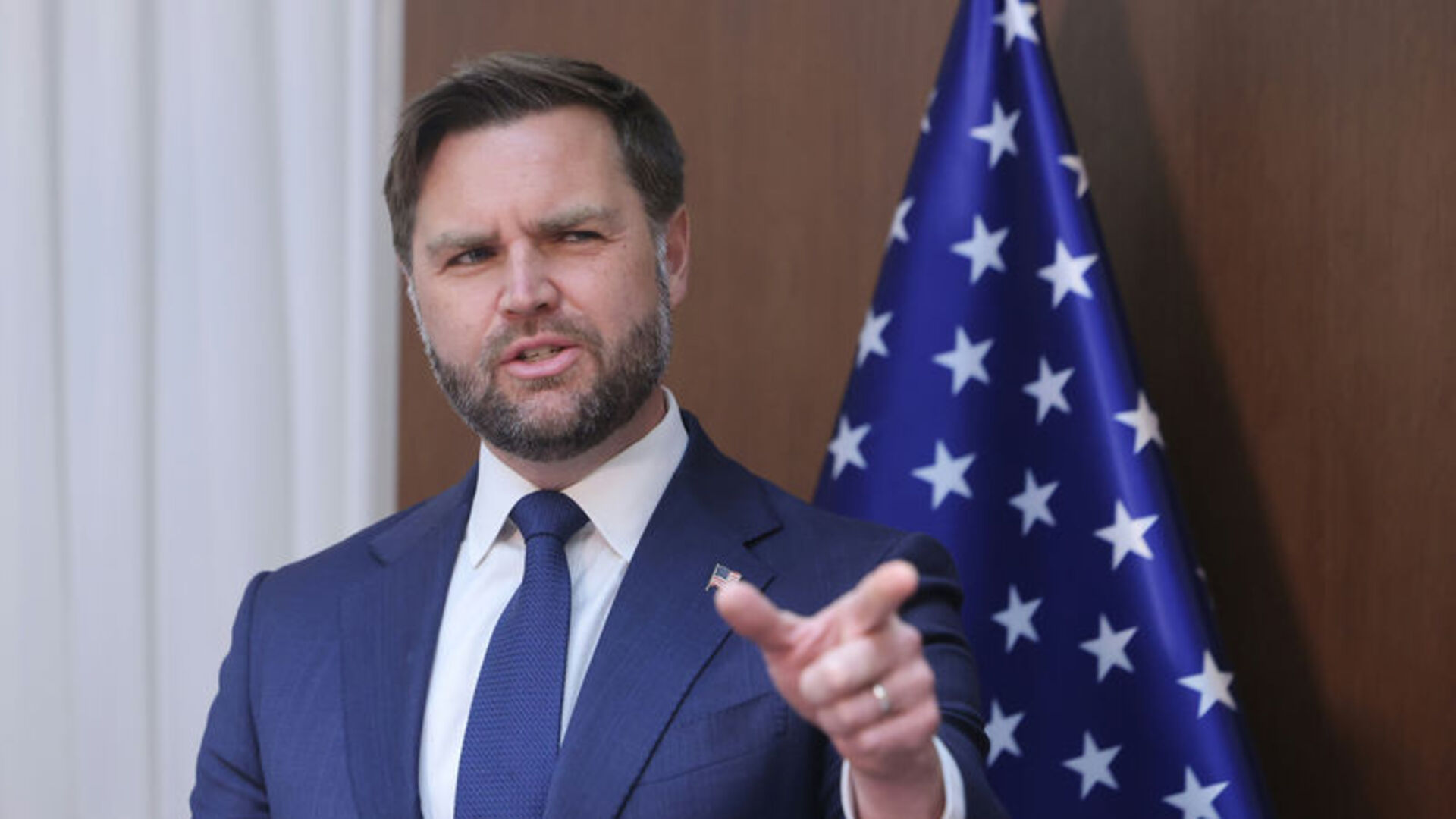 ABD Başkan Yardımcısı Vance, İsrail'in işgali altındaki Batı Şeria'yı ilhak tasarısını "aptalca" diye niteledi | Dış Haberler