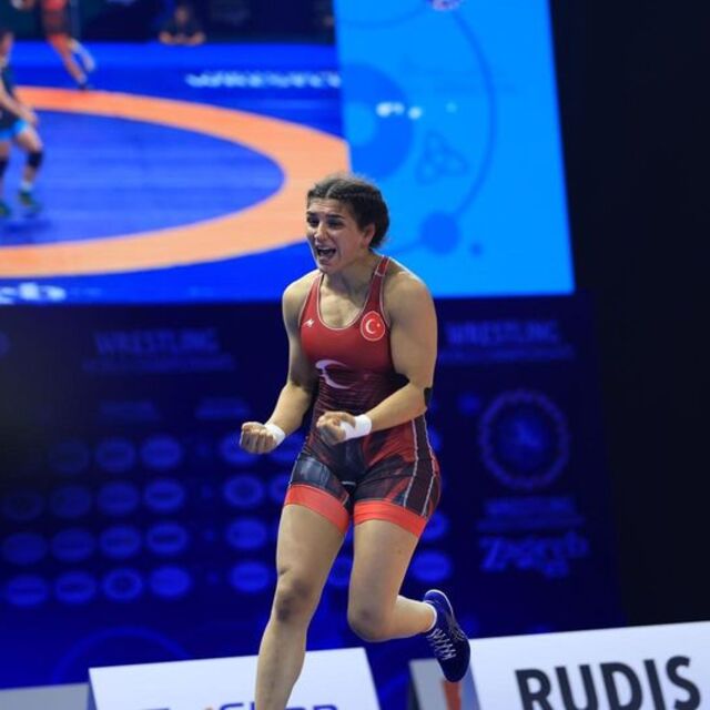 Nesrin Baş, U23 Dünya Şampiyonası’nda finalde!