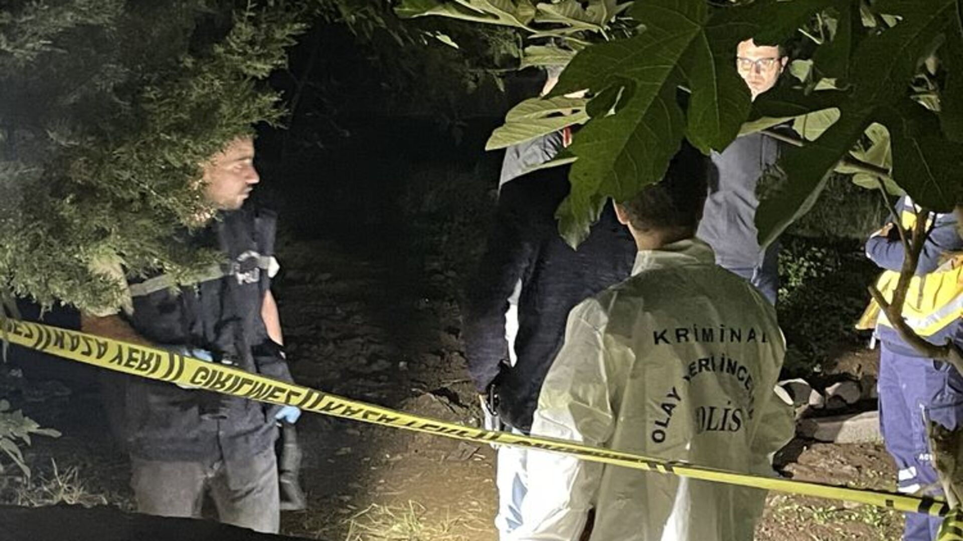 Urfa haberleri: Çocuklar fidan dikerken bebek cesedi buldu | SON DAKİKA HABERİ | Son dakika haberleri