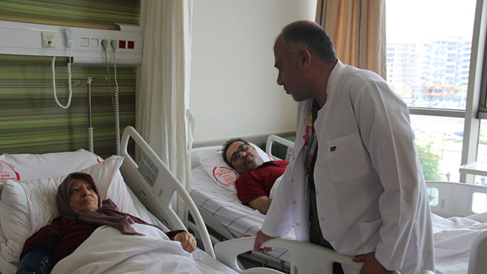 5 gün arayla kalp krizi! Habersiz yan yana yattılar