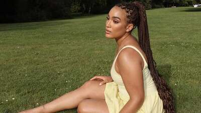 Sevgilisi merak konusu oldu