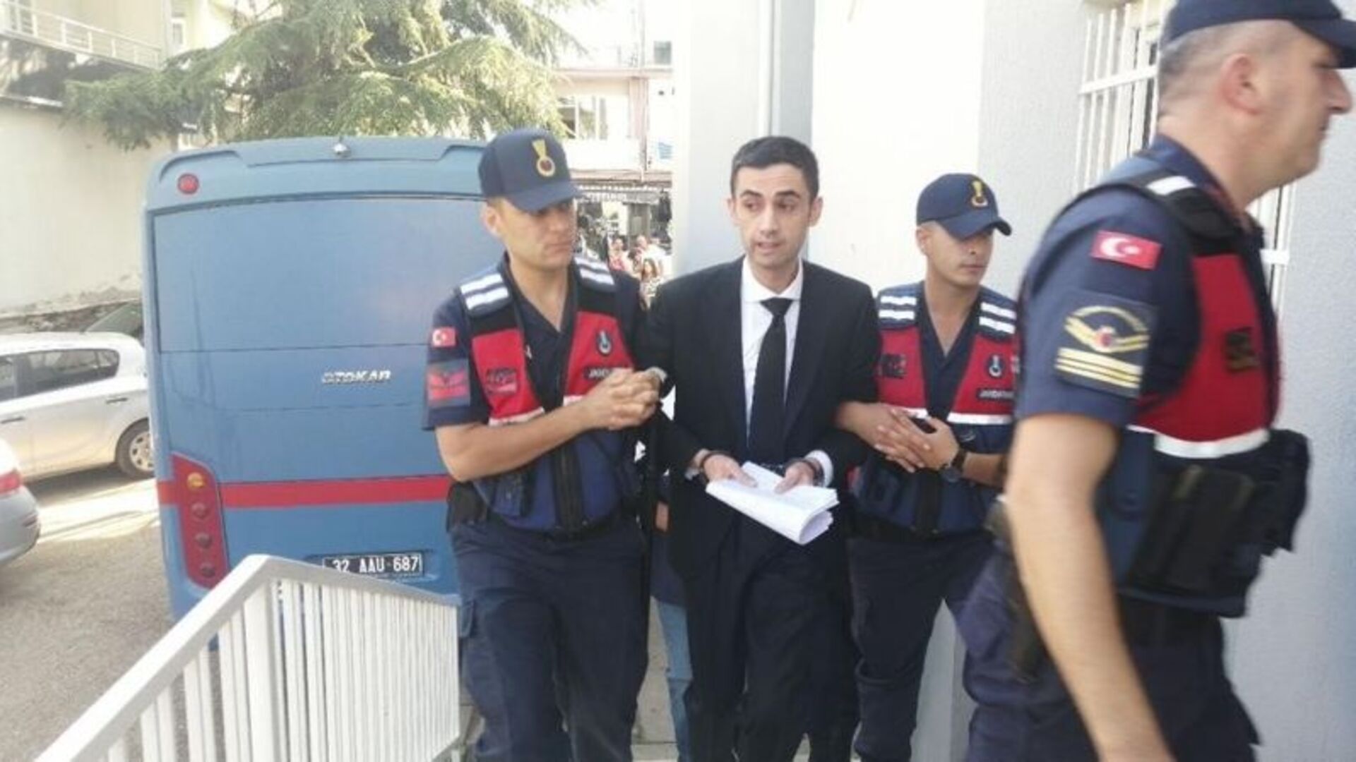 Gelendost eski belediye başkanına 23 yıl 11 ay hap…