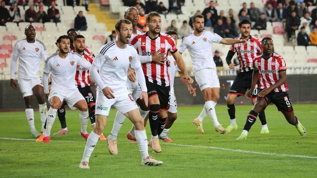 Sivas'ta kazanan yok!