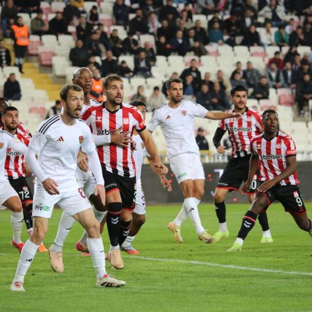 Sivas'ta kazanan yok!