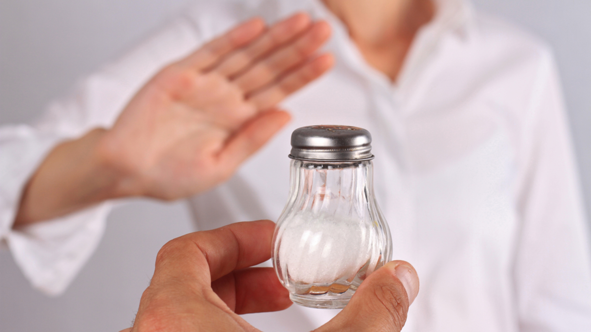 Zor gözükse de imkansız değil! Tuz tüketimini azaltmanın 10 yolu!