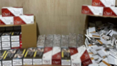 İzmir'de 20 bin 900 makaron ele geçirildi