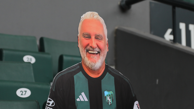 Kocaelispor, Gri Koray'ı unutmadı!