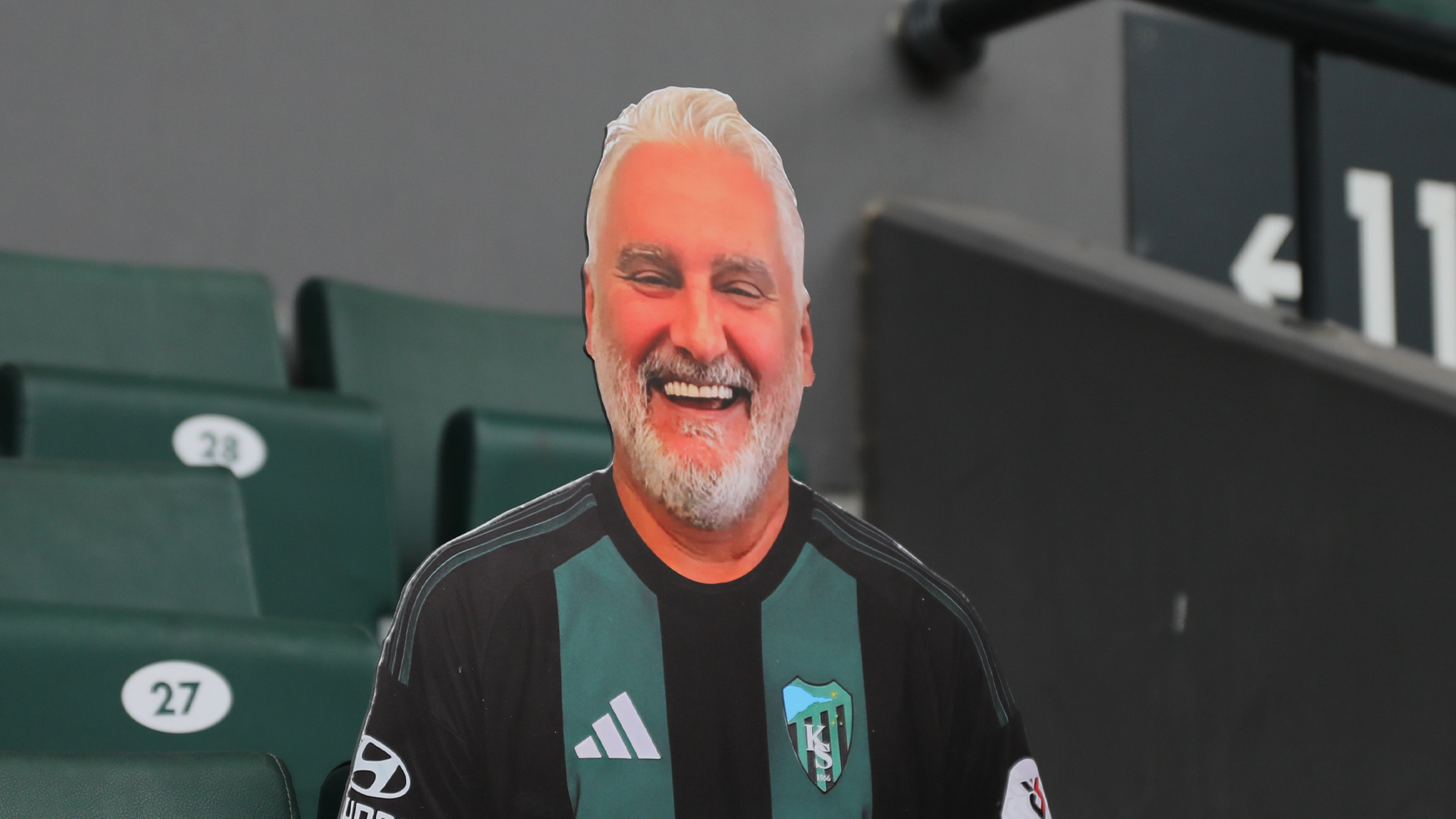Kocaelispor'un Yürek Burkan Vefası: Gri Koray'ı Anma Gecesiyle Unutmadılar!