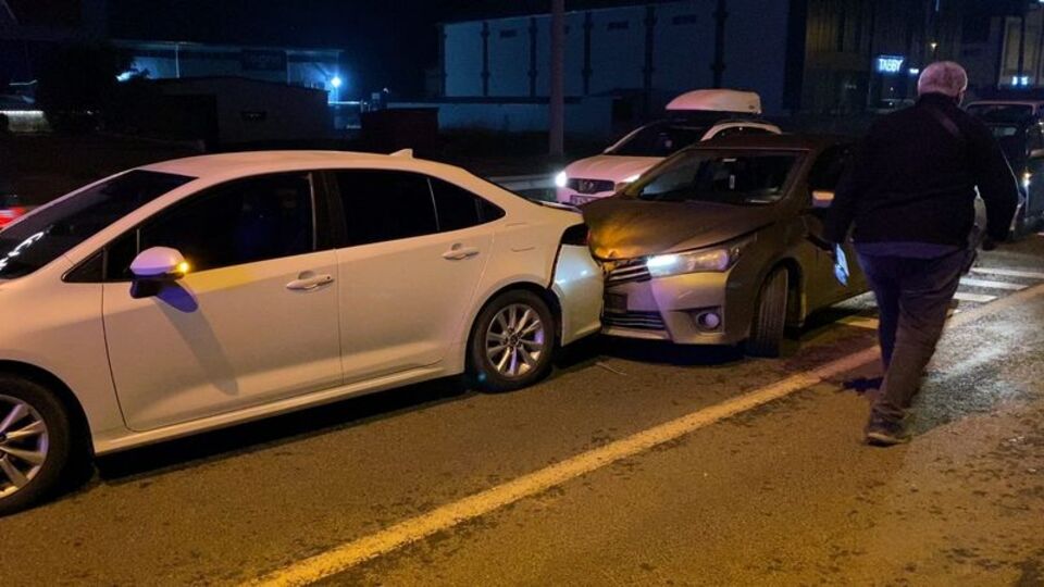 Bursa'da zincirleme kaza: 2'si çocuk 5 yaralı