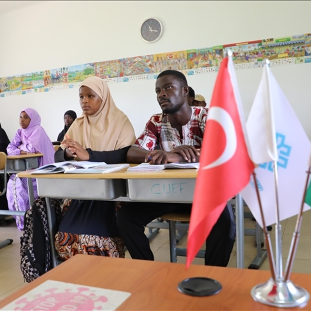 Türkiye, 125 ülkeyle 350 eğitim anlaşması yürütüyor