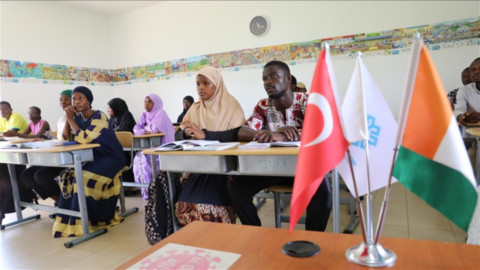 Türkiye, 125 ülkeyle 350 eğitim anlaşması yürütüyor