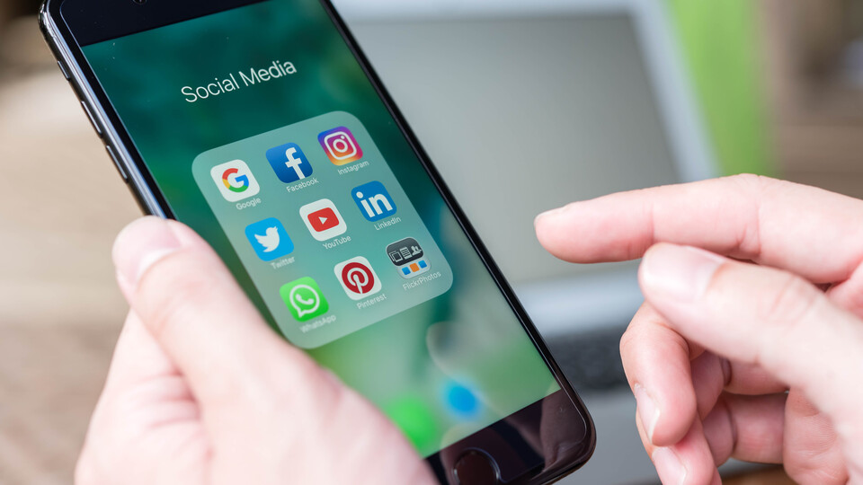 Ekran kullanımında "2 saat" uyarısı!