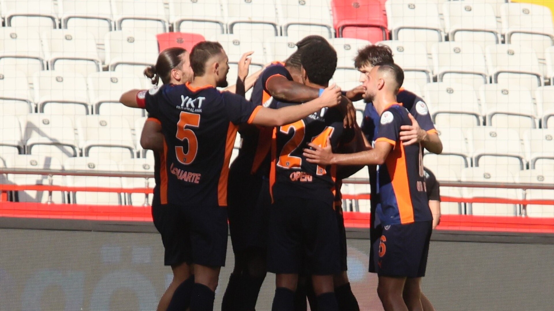 Antalyaspor: 0 - Başakşehir: 4 | MAÇ SONUCU - Rams Başakşehir Haberleri