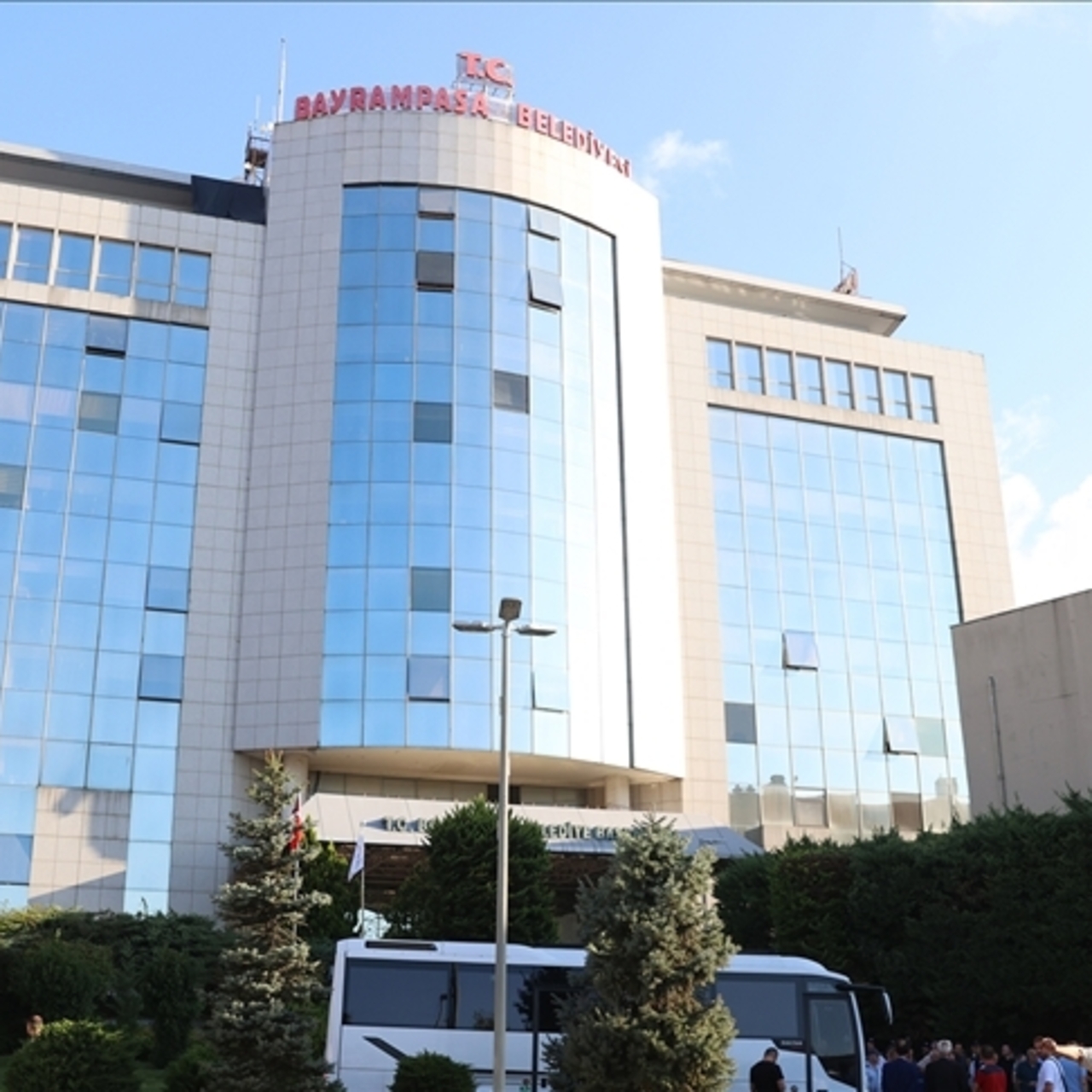 Bayrampaşa'da Başkan Vekili seçimleri başladı | Son Dakika