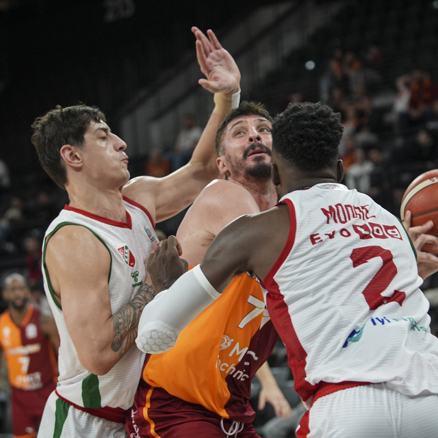 G.Saray Karşıyaka'yı devirdi!