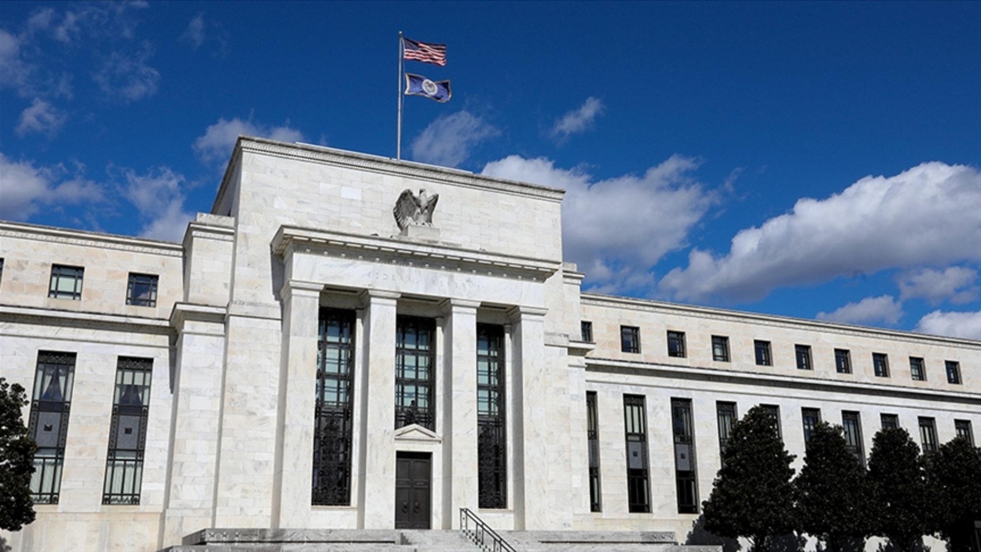 Fed'in Faiz Makasını İndirme Telaşı 2026'ya Kadar Sürecek! Piyasalar Ne Yapacak?