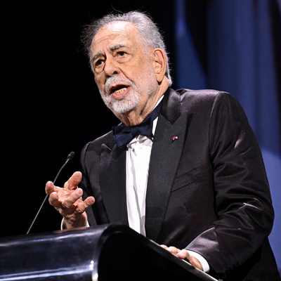 'Baba' borç batağında