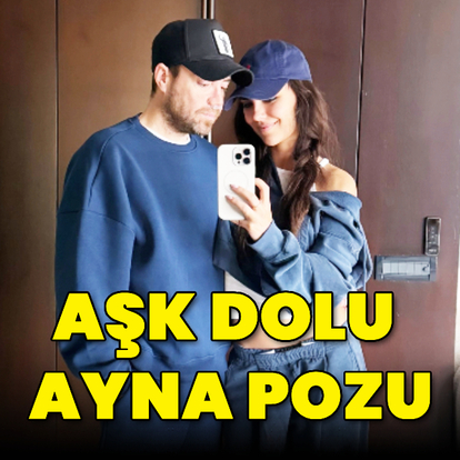 Aşk dolu ayna pozu