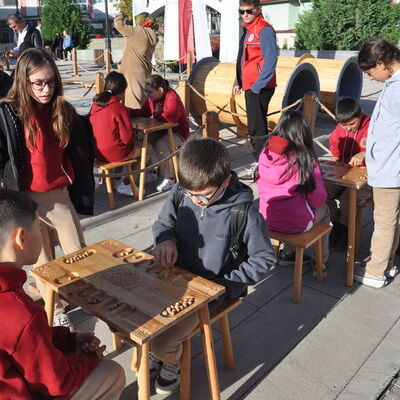 "Geleneksel Oyunlar Tırı" Kütahya'da