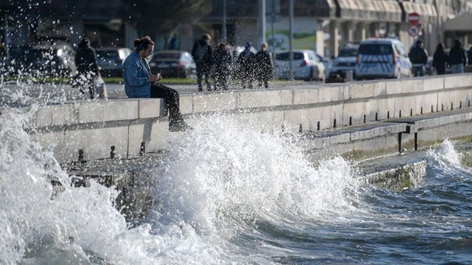 İzmir'de vapur seferleri iptal