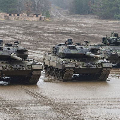 Almanya'dan savunmaya 377 milyar euro