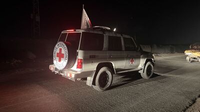 Hamas 1 esirin cenazesini teslim etti