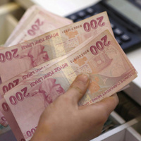 Yurt dışı borçlanma azaldı