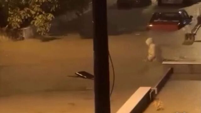 İzmir ve Manisa'da sağanak yağış etkili oldu