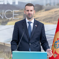 Karadağ Türk vatandaşlarına vize uygulayacak