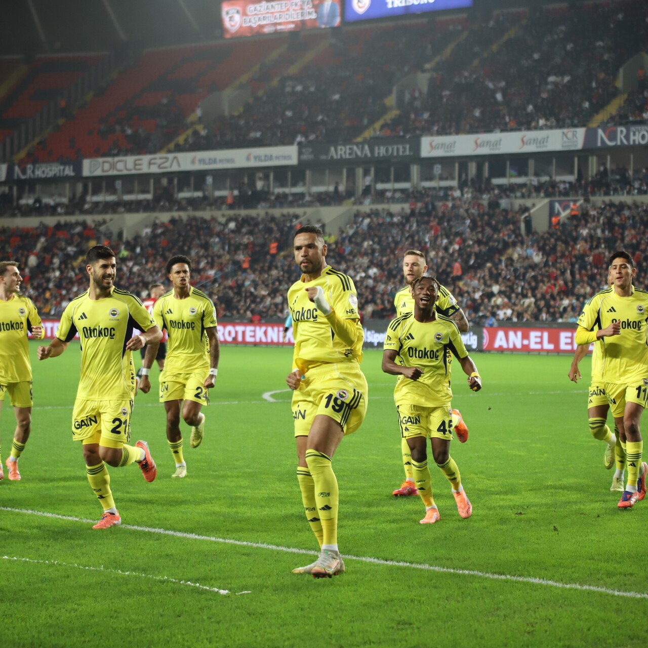 Fenerbahçe'de prim sevinci!