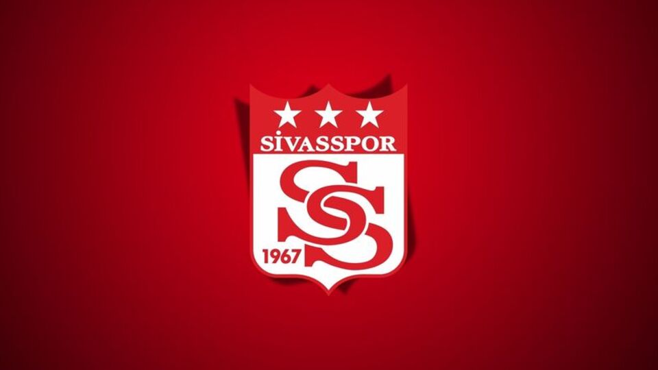 Sivasspor'a 3 dönem transfer yasağı!