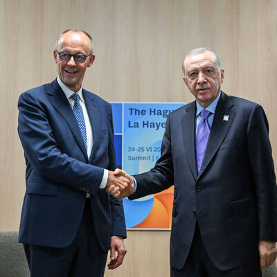 Almanya Başbakanı Türkiye'ye gelecek