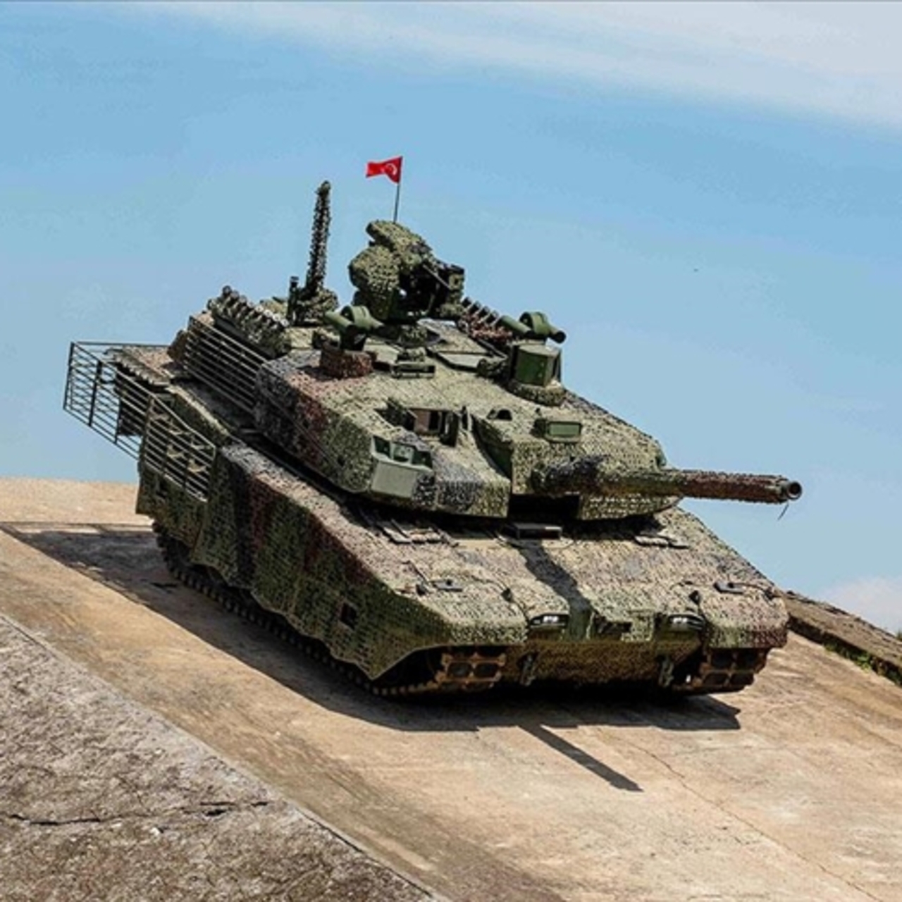 ALTAY Tankının vurucu gücü MKE'den