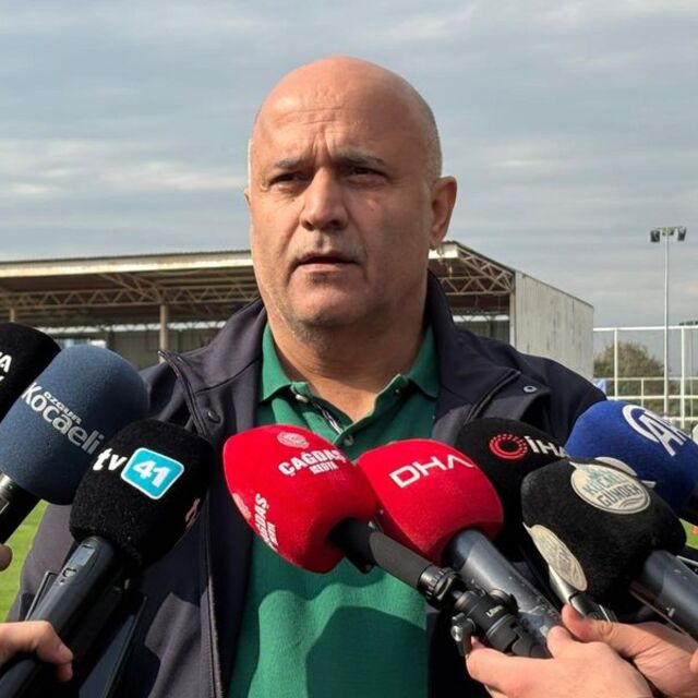 "Futbolu federasyon değil, başkaları yönetmiş"