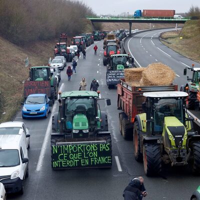 Fransa'da çiftçiler ve hükümet arasında anlaşmazlık