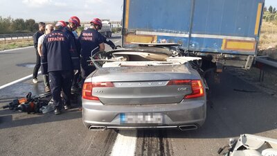 TIR'a çarptı, dehşeti yaşadı!