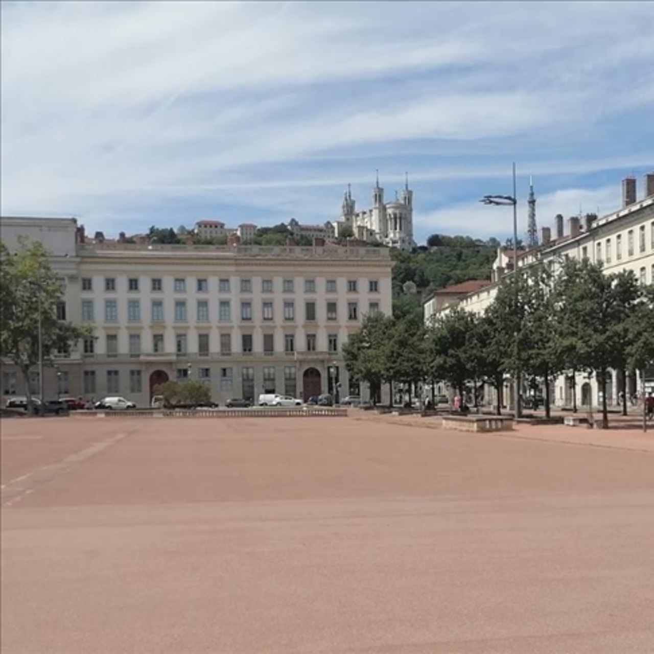 Lyon Nerede?