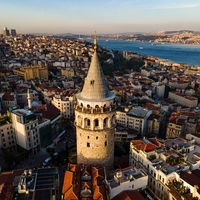 'Galata Kulesi'ne beraber çıkan evlenir' mi?