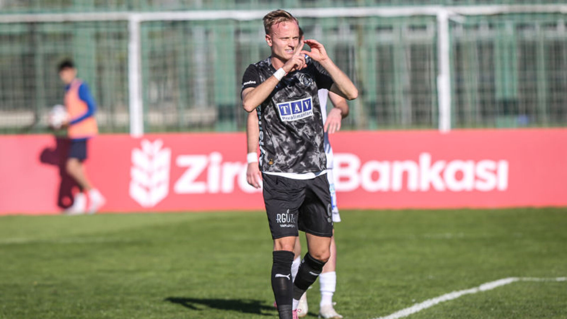 Alanyaspor, Kupa'da Zorlu Deplasmanda Turu Geçti! 5 Maçlık Seri Nasıl Başladı?