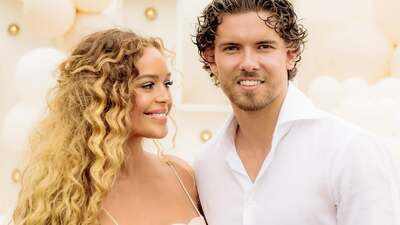 "Bebeğimizi taşıdığın her gün için bir gül"