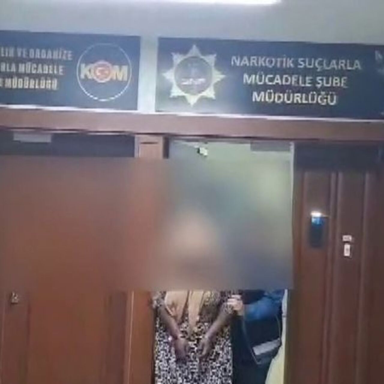 Dehşet! Anne ile oğlu uyuşturucudan tutuklandı!
