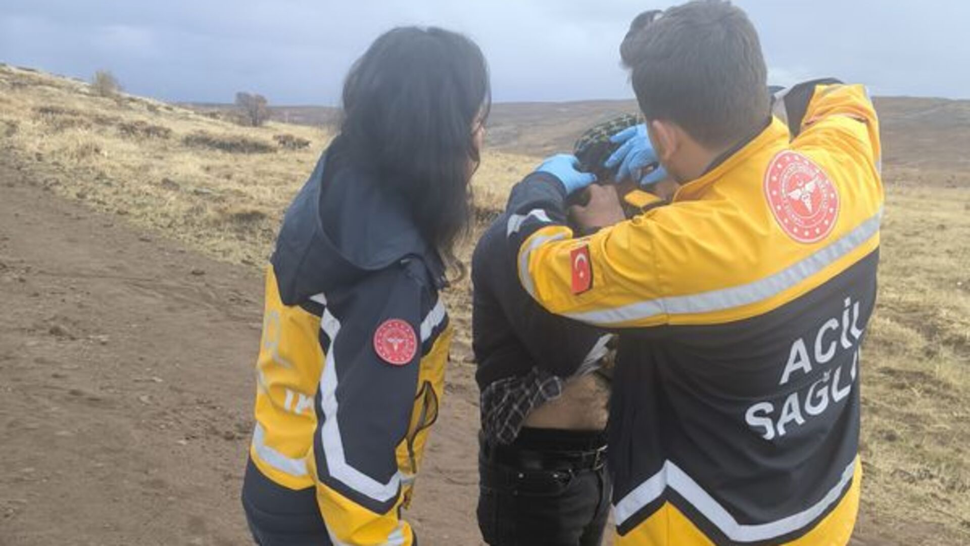 Elazığ haberleri: O an kamerada! Çay demlerken yıldırım düştü | SON DAKİKA HABER | Son dakika haberleri