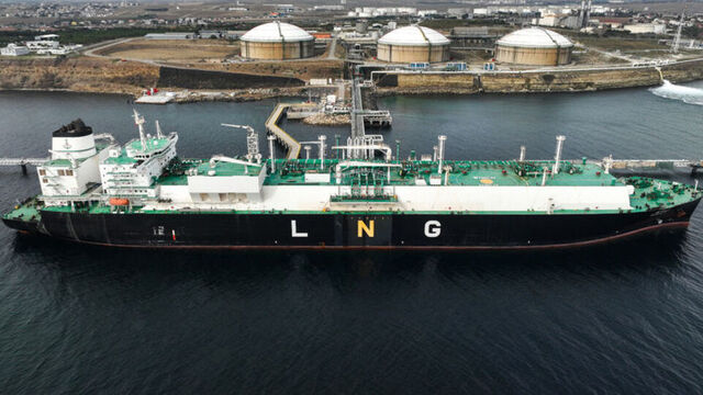 Avrupa'nın LNG terminali yatırımları yavaşlıyor