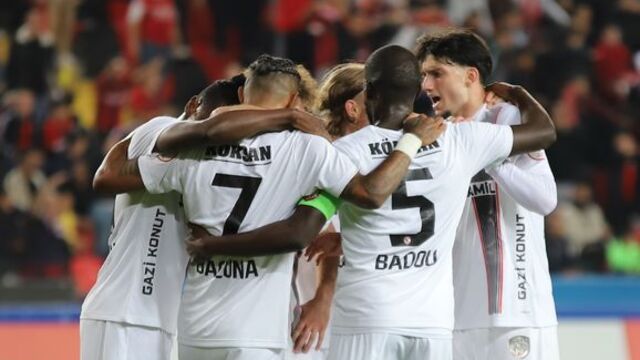 Gaziantep FK kupada 2 golle turladı!