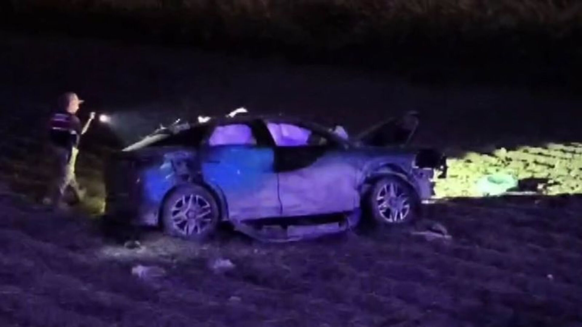 Lastik Patlaması Korkunç Sonuçlandı: Otomobil Takla Atarak Tarlaya Uçtu! 1 Ölü, 2 Yaralı