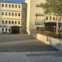 Okul çıkışı merdivenlerde yoğunluk: 21 öğrenci yaralandı