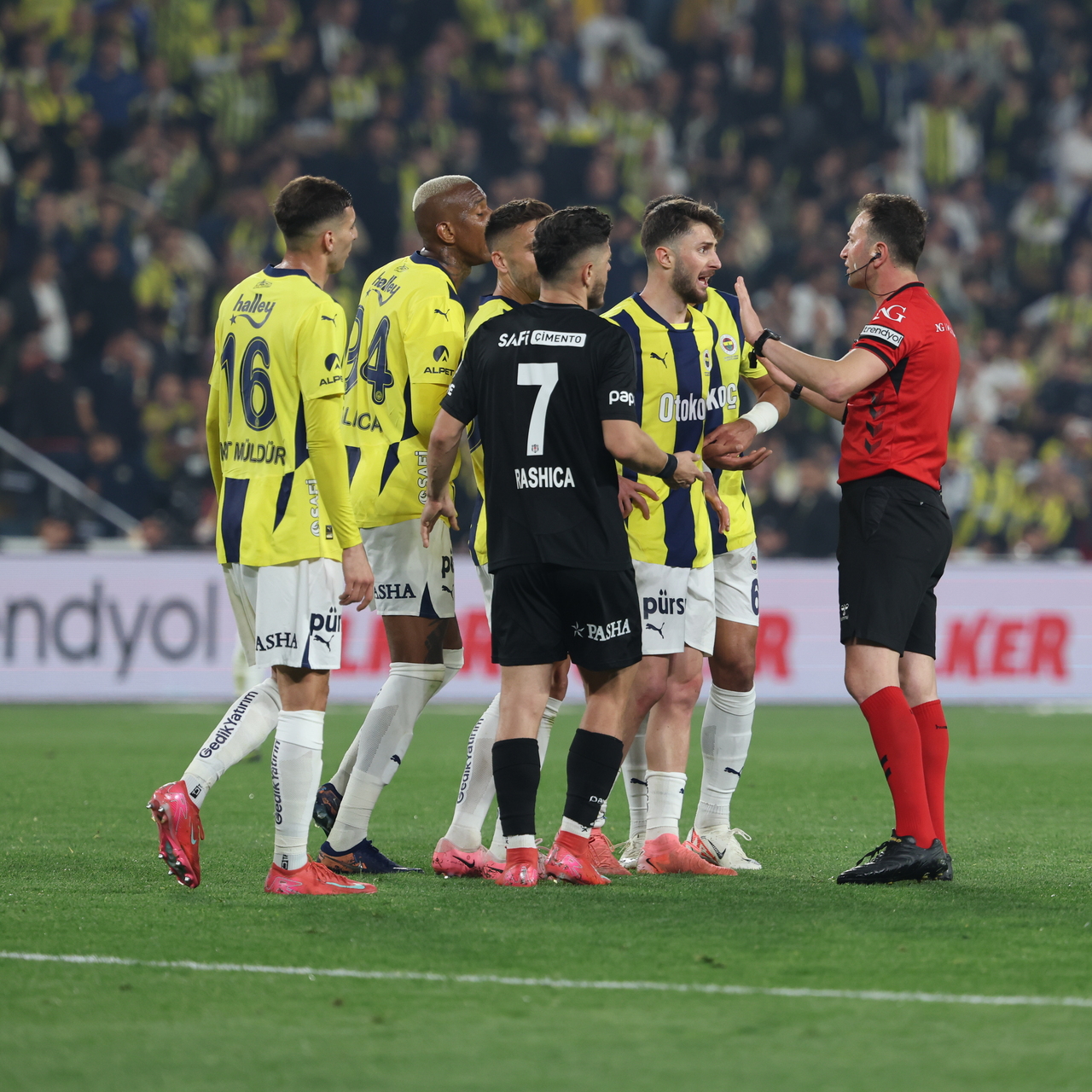 Beşiktaş-Fenerbahçe derbileri 