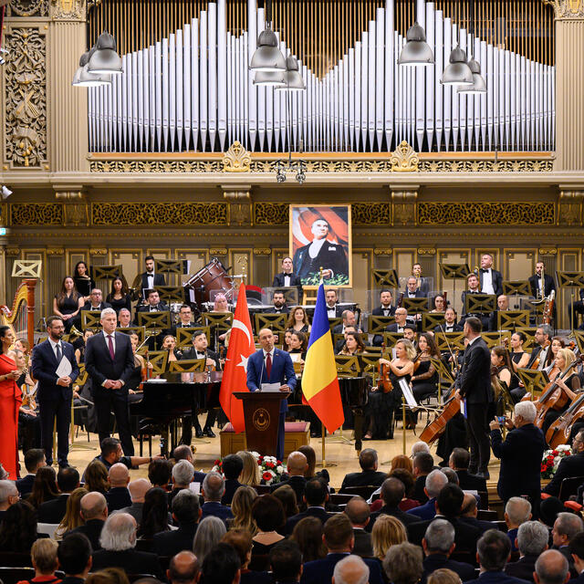 İDSO Cumhuriyet'in 102. yıl coşkusunu Romanya'da yaşattı