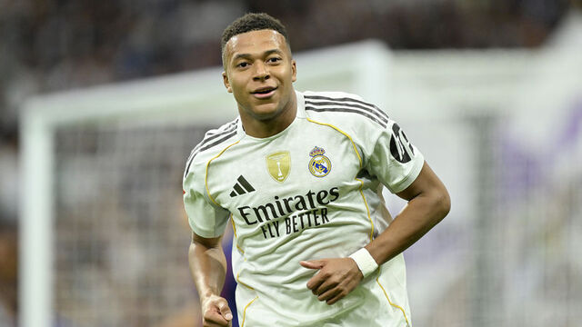 Mbappe, "Avrupa Altın Ayakkabı" ödülünü aldı!